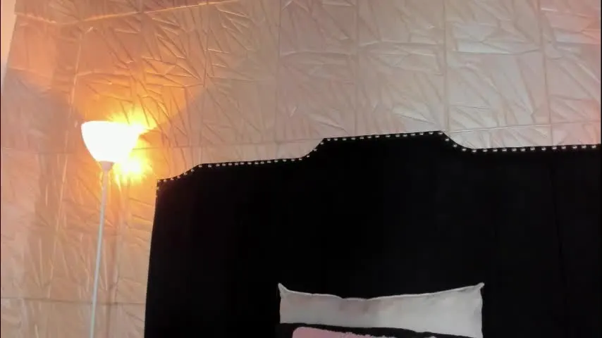 jennyrouse — GOAL: Dildo in Ass [0 tokens remaining] ⭐⭐⭐⭐⭐ Welcome lets to have an special moment 💕🔥 #milf #mature #blond #pvt #heels