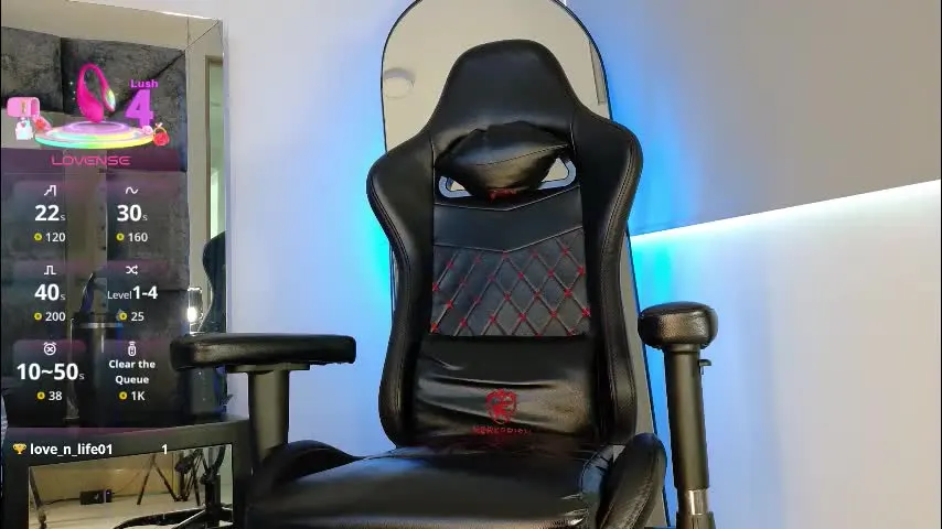 johnjaguar_ — GOAL: OIL ON MY BODY [64 tokens remaining] Hey dear I’m John❤️🔥 Welcome to my room! #lovense #ebony #latin #muscle #cum"