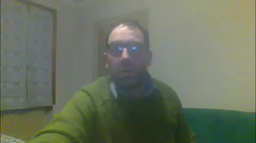 justforsmoke — naked and srtoke #smoke #feet #chubby #smoking [150 tokens remaining]