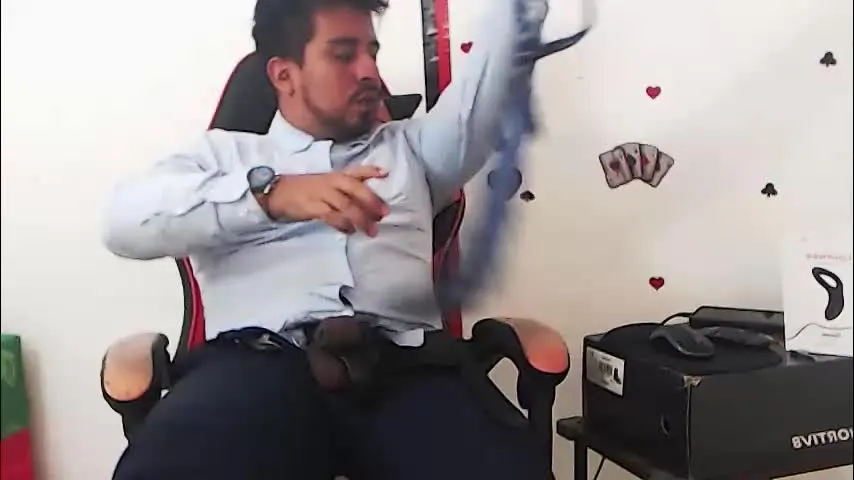 kalethbigdick88 — GOAL: remover shirt [50 tokens remaining] Welcome to my room! lovense diamo for dick #bulge #master #suit #muscles #boss