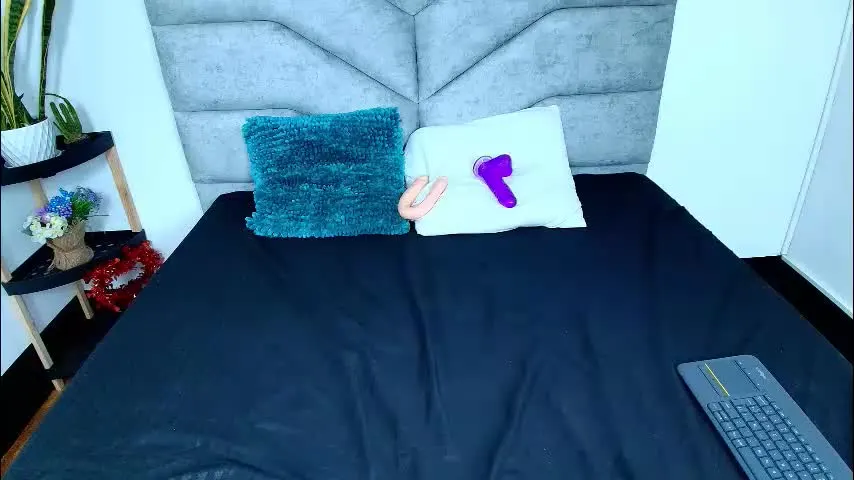 kimberlyfox_t — milk squirting from my breasts 💦 [222 tokens left] #master #messy #breastmilk #bigtits #dirty