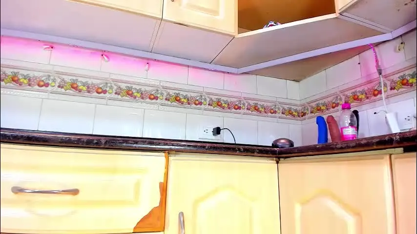 kloeass — Intense sex with me, intense orgasms, and squirting. Are you innocent or guilty? #BigAss #Latina #Squirt #BigTits #Sensual [1485 tokens remaining]