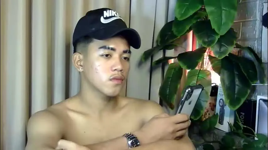 kritthanarkorn — massive cum! #18 #asian #teen #gay #bigcock [999 tokens remaining]