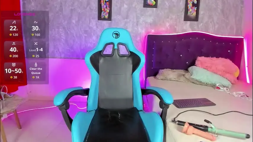 lauren_smiles — Goal: 🔥🍑Spanking in the buttocks✋🏽 #lovense #smalltits #balloons #skinny #slave - Next Goal: ❤️Show Boobs(.)(.)