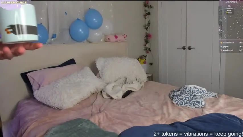 laurenxcros — ❤ Eat her pussy at the goal ❤ make my toys buzz - min 2 tokens to activate #domi #squirt #skinny #cum #lovense [1206 tokens left]