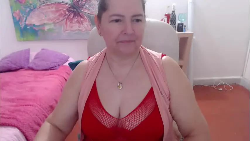 leonela_69 — Secrets of a woman who is not afraid of pleasure 😏 #latina #milf #mature #pantyhose #new