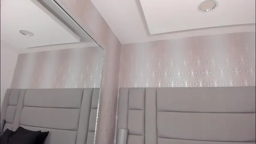 lexiee__ — GOAL: Bra Off ❤️ 🎁 LUSH CONTROL 120 Sec ULTRA HIGH VIBE only for 100 tkns 💰 make me VIBE 🥵⚡ #stockings #latina #busty #bigboobs #heels