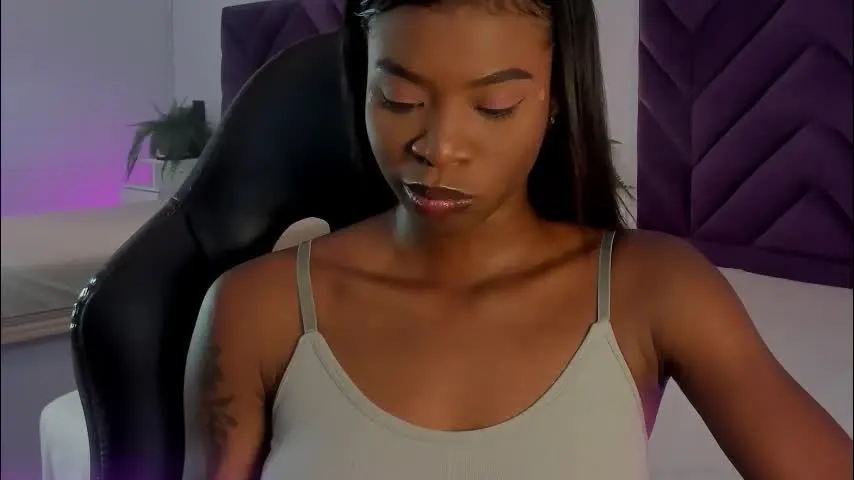 lilabeily — GOAL: control my domi with your tips and make me moan very loud #Ebony #squirt #latina #young #18 Lovense Tip Goals