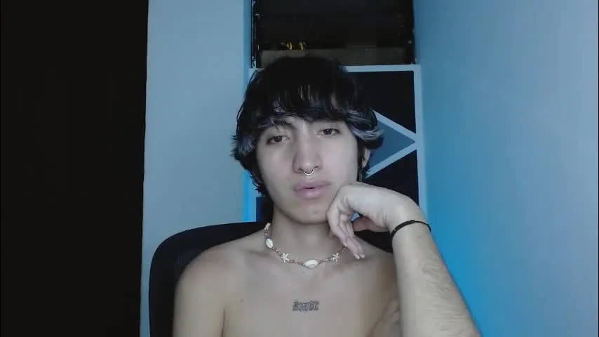 littlextrem — Big cum #bigcock #cum #young #18 #latino [777 tokens remaining]