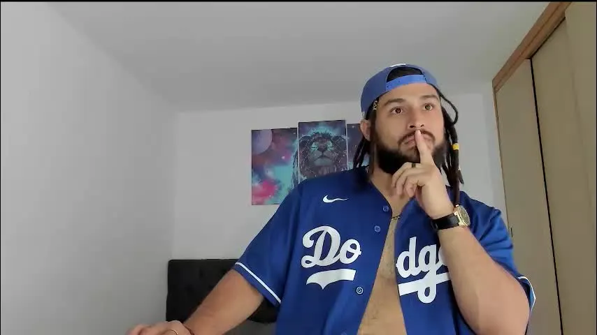 louis_marley_ — Let’s warm this room together… slow and nice 🔥 #muscle #hairy #bigass #latino #tease [324 tokens left] Caribbean energy • Slow tease • Real body 🔥 Tips guide the show 😌