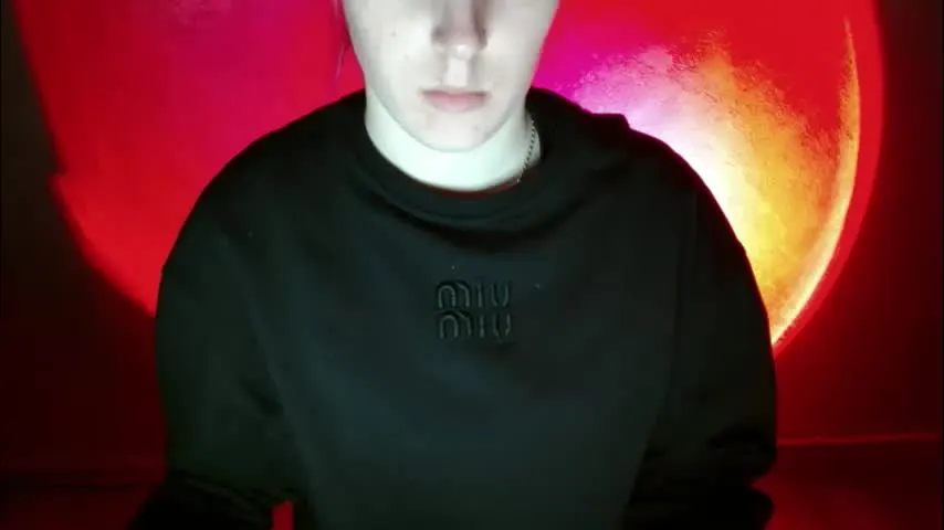 love_vivian — #nonude #italian #18 #kiss #british