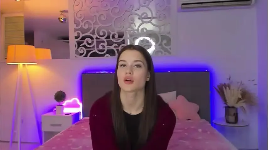 luisaclover — #teen #student #lovense #18 #feet