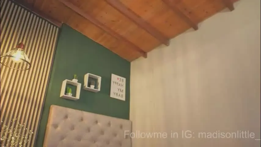 madison_little — Bounce boobs and massaje oil [96 tokens left] #latina #bigboobs #bigass #anal #teen