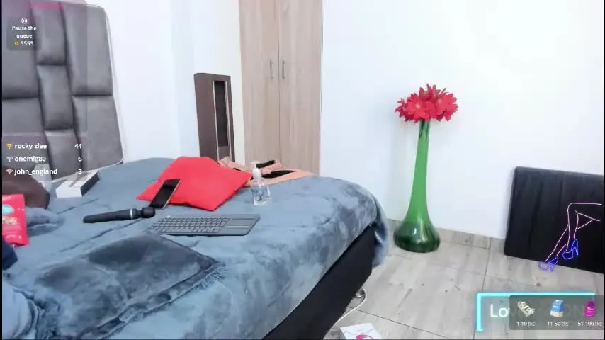 miarobertsmilf — GOAL: fingers in me [111 tokens remaining] Mantente cerca… me excitas mucho”. #pvt #milf #latina #lovense #domi #smalltits #skinny 🎅✨🎄