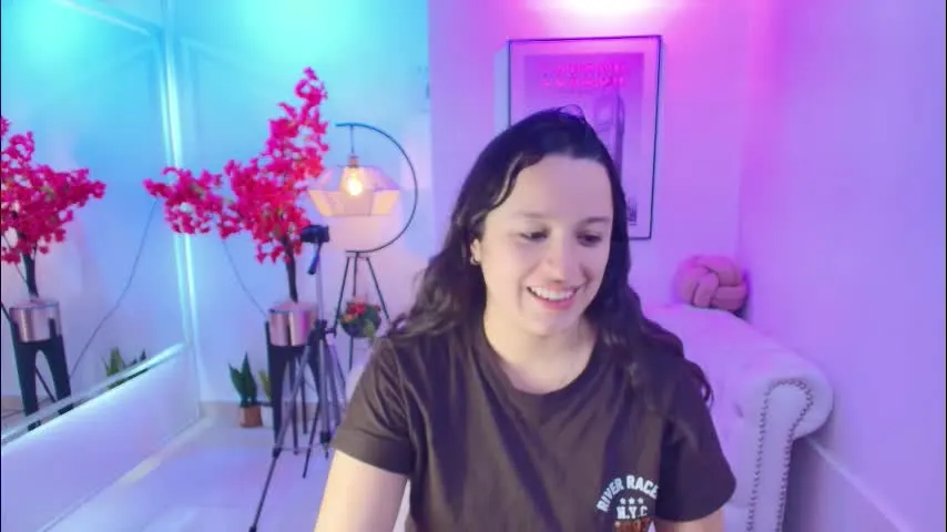 miia_bela — GOAL: Blowjob 🍆💦 [35 tokens remaining] Baby face, Naughty Mind 😜