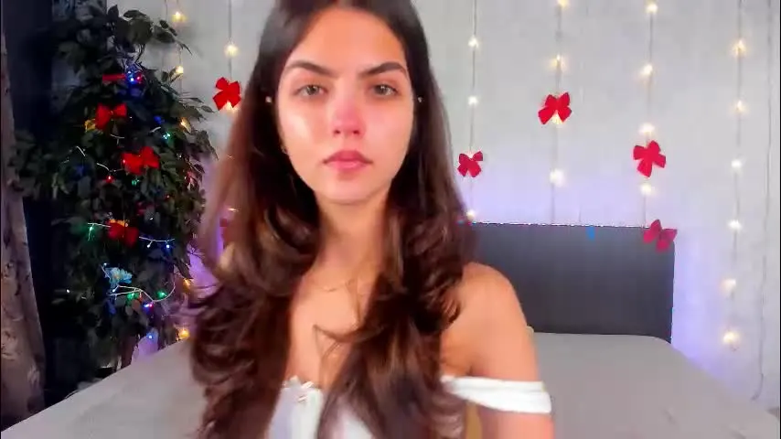 milana_crystal_ — teasing stretching on the bed [106 tokens left] #natural #skinny #new #18 #shy #teen #feet #pretty #young