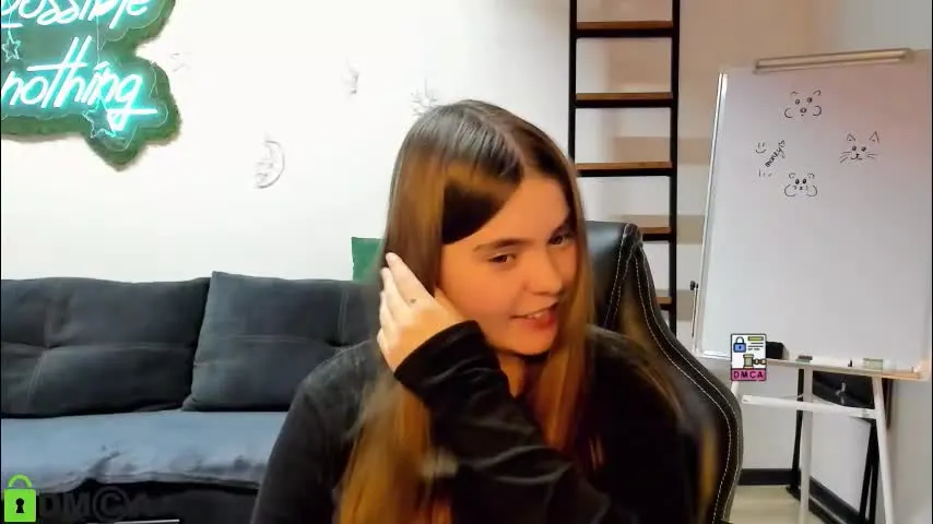 miraa_bloom — Miraa_bloom's room