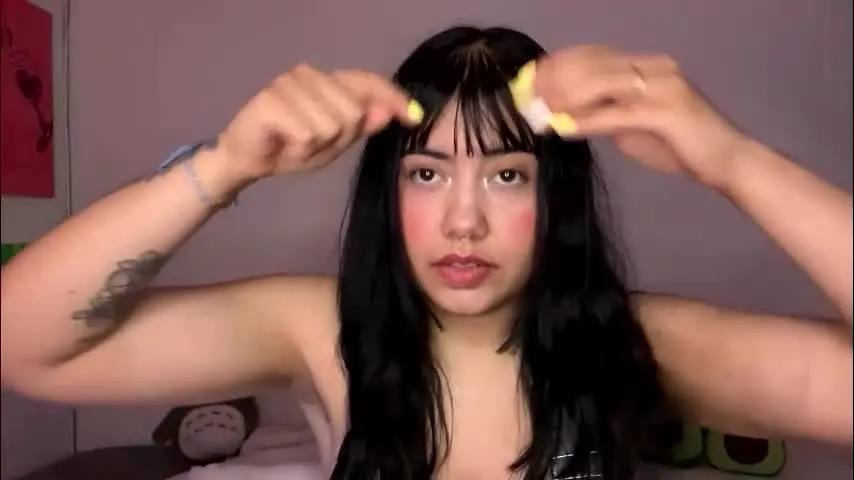 nahomy_joness — GOAL: naked for daddy [41 tokens remaining] Hi honey #asian #aussie #hairy #smalltits #daddysgirl kiss