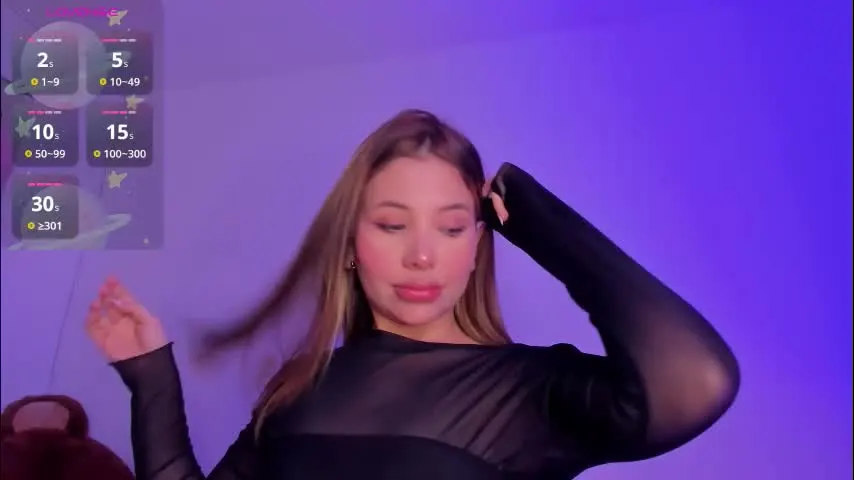 nicol_gw2025 — Lovense: Interactive Toy that vibrates with your Tips #Latina #blonde #squirt #18 #pantyhose