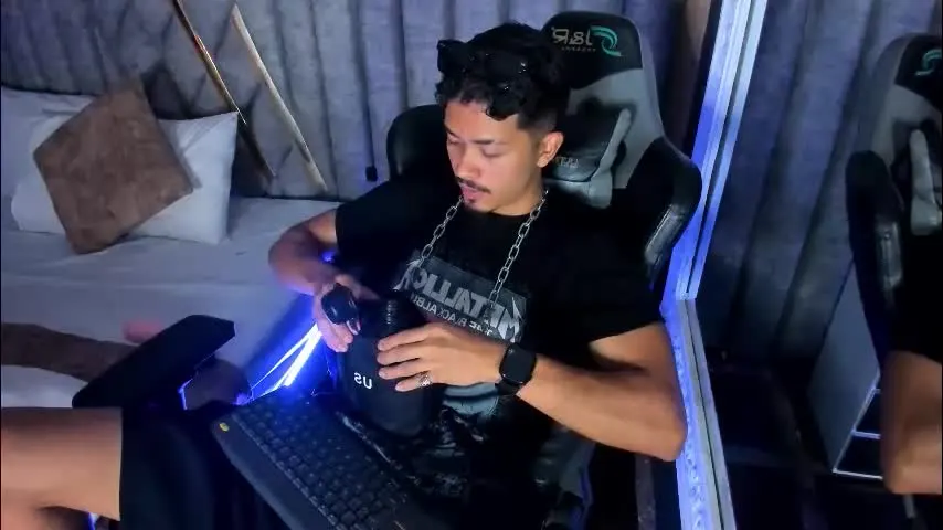 nicolaikarav — #cum #twink #muscle #gay #bigcock