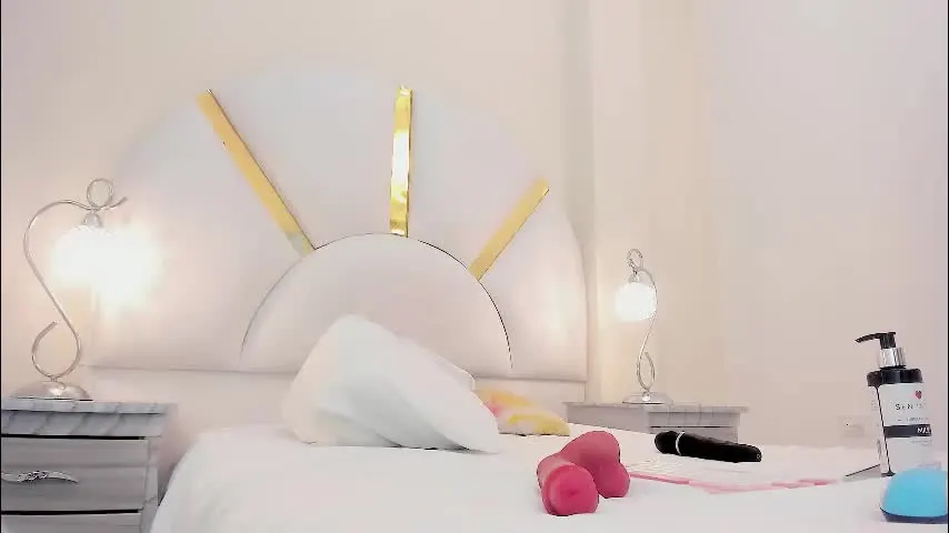 nikolkarter — Massage nipples wih oil [55 tokens left] Lets turn us hot PVT is open🔥🍑 #bigass #fuckmachine #bbw #bigboobs #curvy