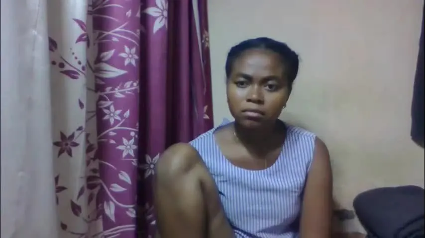 nilahmarie — Goal: ❤️Sexy Dance💃 #dance #dirtytalk #twerk #party #kinky - Next Goal: ❤️Show Panties👙