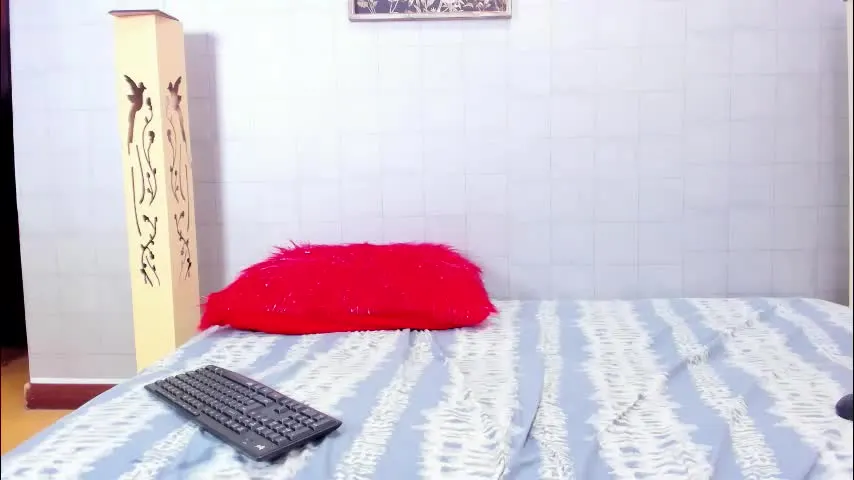 oceaan_lady — I want take off all of my clothes for you #shaved #belly #chubby #bbw [199 tokens remaining]