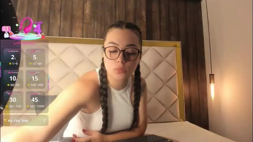 pamela_mooon — Make me moan🥵😈 [25 tokens left] #new #bbw #curvy #lovense #bigass