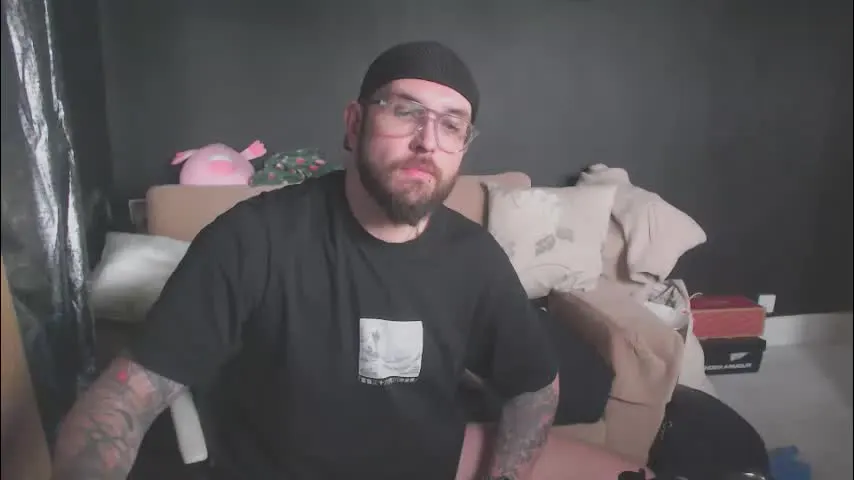 patrickmorris92 — Patrickmorris92's room #tattoos #hairy #daddybear #privatesopen