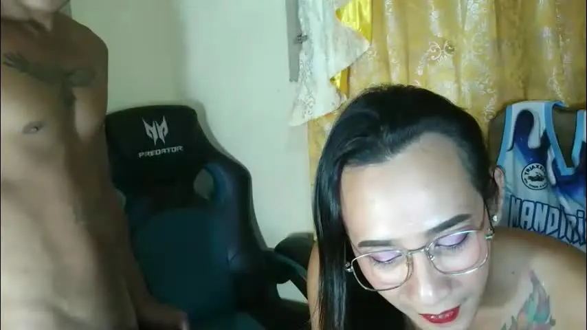 pinoydaks2xxx — HI GUYS ITS ROY nd ASHLEY WELCOME HERE AND LETS HAVE FUN!!!! #asian #new #analfucked #couple [900 tokens remaining]