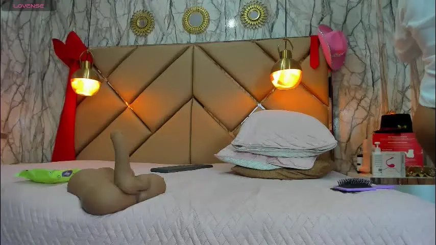 princess_anniee — footjob🍆 [92 tokens left] Does your wife know that you make this naughty secretary very wet every night?🔥🔥 #squirt #pantyhose #cameltoe #young #anal