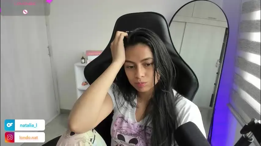 roseparis — happy to see you here 💕 - Goal: suck your cock [123 tokens left] #latina #squirt #braces #ahegao #feet