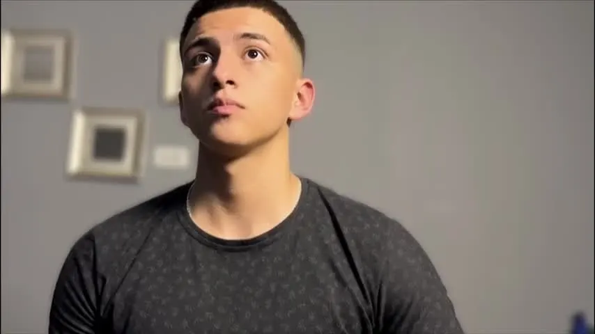 salvatore_romanoo — Clothes off [154 tokens left] #young #bigcock #18 #new #latino