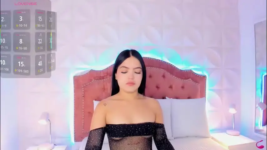 sara_laurent_ — GOAL: Sexy Dance [80 tokens remaining] Welcome to my room! #skinny # #petite #blowjob #squirt #deepthroat