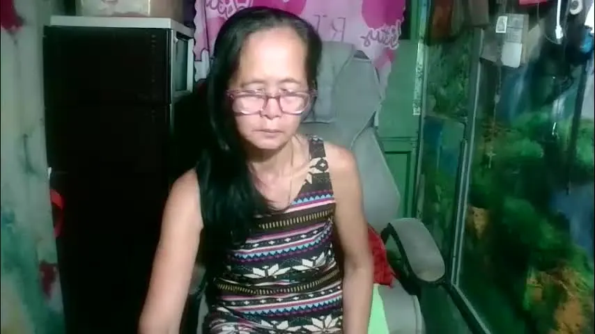 sexyoldangel — plsss tip first b4 asking a show and as a help for me to earned plsss;50 topless and 100 naked and more show in prvt plsss tnxxxx