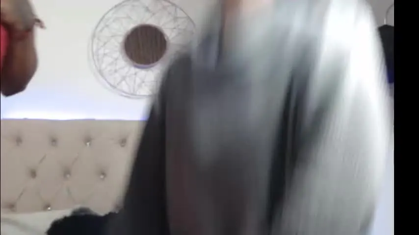 sharon_and_sharit — GOAL: show pussy [46 tokens remaining] Welcome to my room! #spit #anal #deepthroat #saliva #squirt