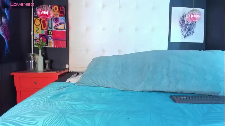 sharon_tyga20 — GOAL: JERKING [98 tokens remaining] Welcome to my room! COME HAVE FUN WITH ME MY SHOWS ARE SO HOT THAT THEY WILL MAKE YOU EXPLODE WITH EXCITION #gay #cum #muscle #bigcock #daddy