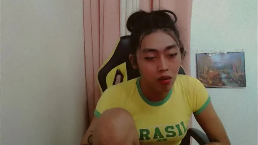 sizka_ford — LETS HAVE FUN! #asian #pinay #anal #smalltits #hairy #lovense #dildo #asshole #ass [2172 tokens remaining]