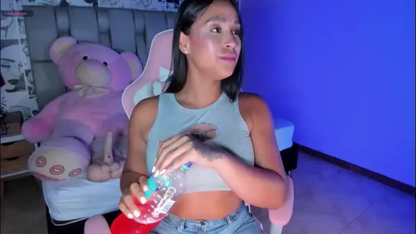 sofialaurentxoxo — ❤️MAKE ME DROPS ? BIGSQUIRT 777 tks 🔥drops of pleasure with 20/38/88/111/222 #bigtits #bigass #ebony #leggings #feet