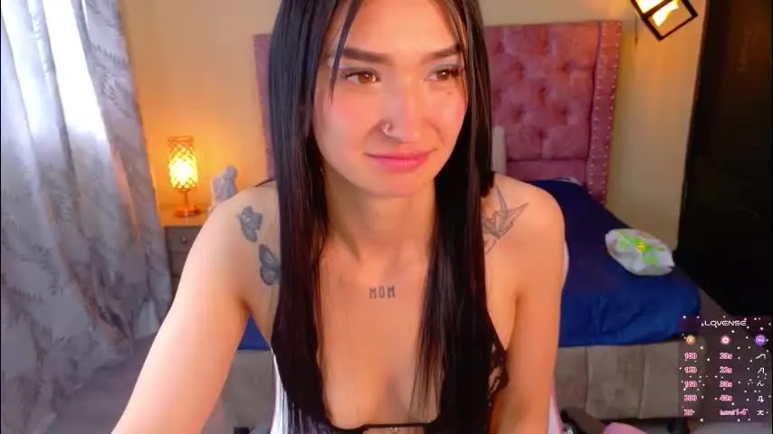 sofii_cute01 — show free #milk #18 #teen #latina [996 tokens remaining]