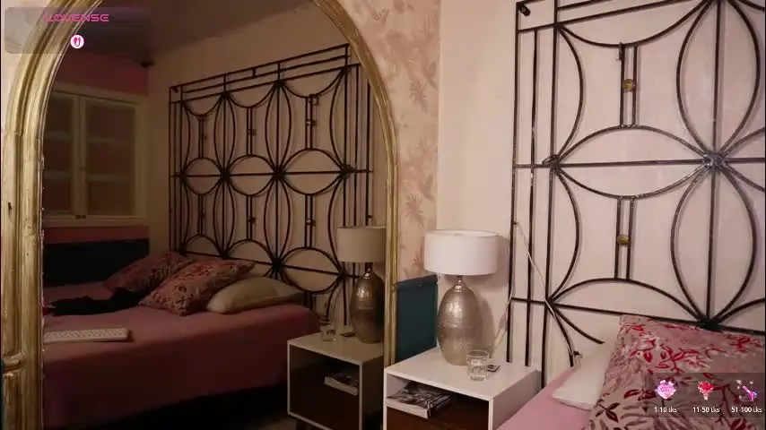 sophia_wilsonn_ — GOAL: Spank that tight ass in jeans [11 tokens remaining] Then make me moan ur name with pleasure?😏 CTRL DOMI FREE IN PREMIUM⭐ #deepthroat #jeans #young #squirt #pvt