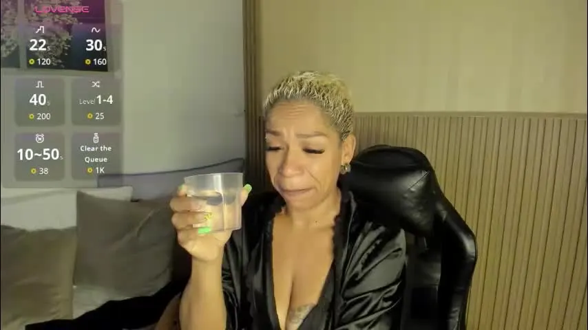 summer_night_ — Would you like to see how I mount my torso? 😈 #bigass #milf #ebony #feet #anal