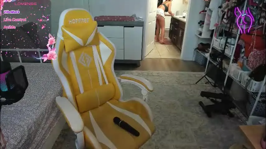 sweetbuttocks — Anal with dildo [3393 tokens left] Milky #bigboobs #bigfeet #pregnant #milk #hairy