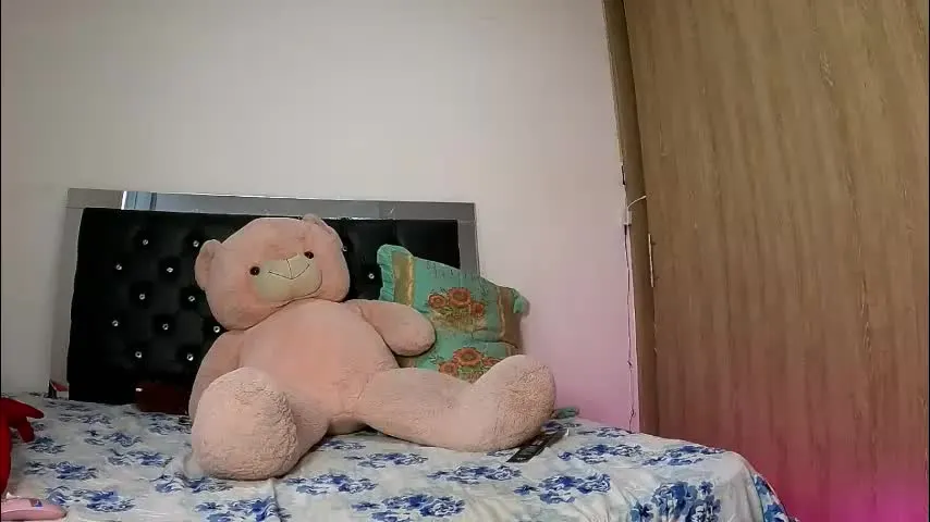 sweetmagic6 — #bigass #bigcock #latina #18 #trans #femboy