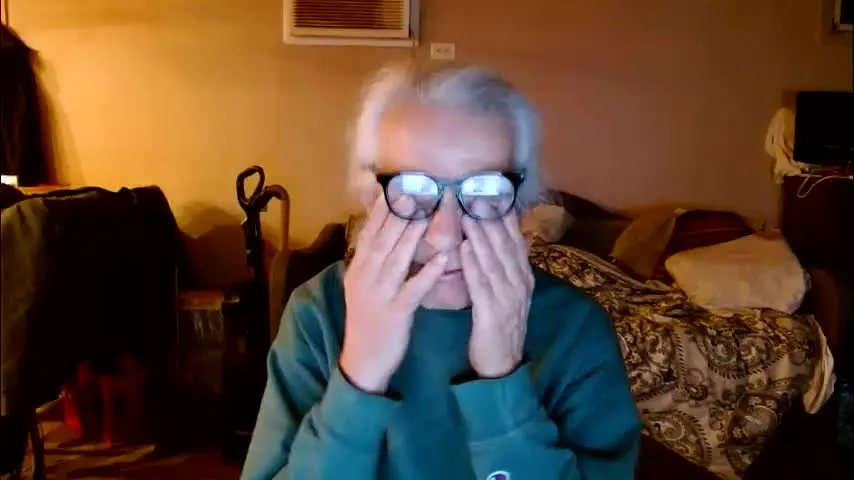 tom112292014 — might not be able to view other cams right now ...