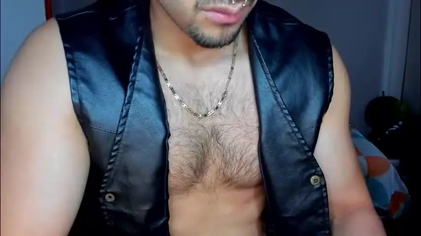 tommy_bred — Leather Boi 💦😈🔥 #master #findom #muscle #leather #sph