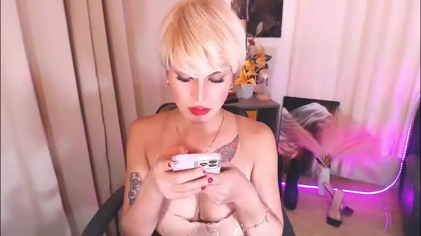 transgoddessselena — lets cum togetther!!!!! #asian #ebony #trans #bigcock #mistress"