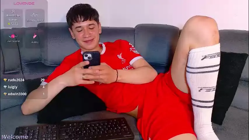 twink_daren — Hot player, sweat and pleasure about to explode 😏🔥 ready for the hottest match of the day ⚽💦 #gay #teen #bigcock #twink #anal -- Current Goal: 🍆💦 Hard masturbation + saliva🍆 at 44 tokens