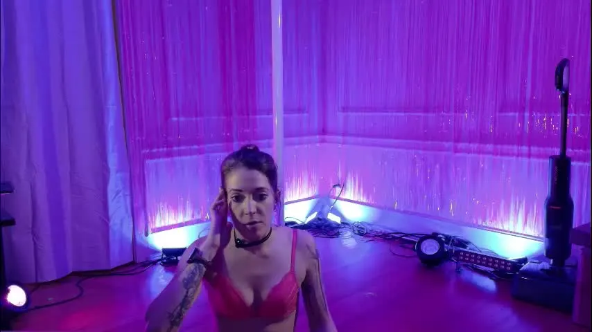 veravictors — Tell Me I'm Pretty :) #new #petite #bdsm #anal #smalltits -- Current Goal: Sound Check - Shorts Off at 500 tokens -- Next Goal: 1st Spot - Bra Off (whole show)