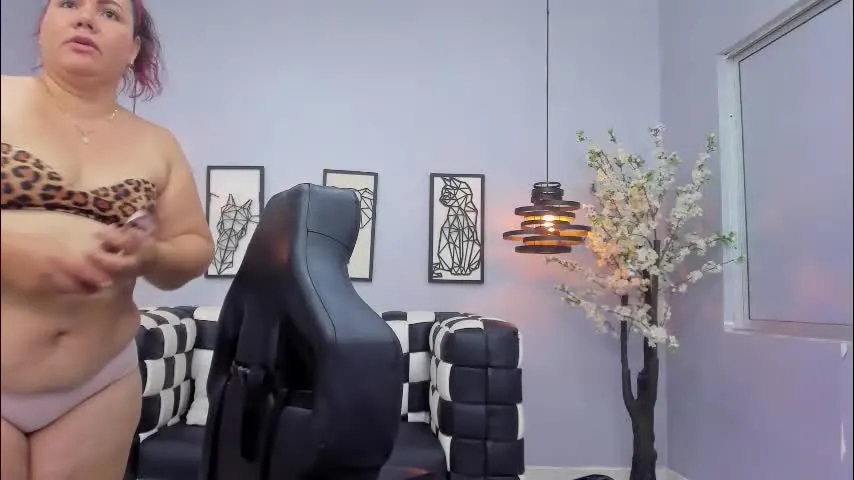 vickymaturee — I want you to fill me with your delicious milk - Goal: Bounce + oil tits 🤭 [83 tokens left] #new #mature #blowjob #milf #latina